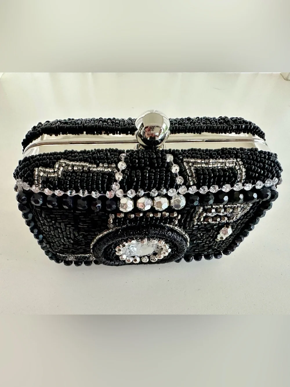 📸 Black Beaded Camera Clutch with Crystal Accents from India to you! NWT